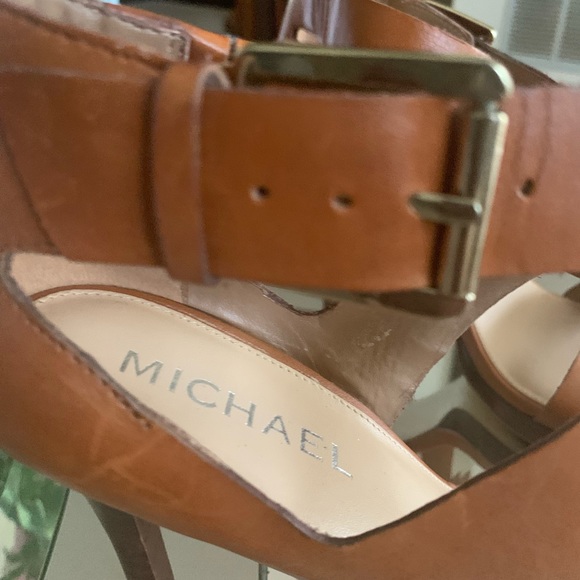 ❌❌❌SOLD❌❌❌ Michael Kors Sandals Size 8 1/2 - Picture 8 of 8